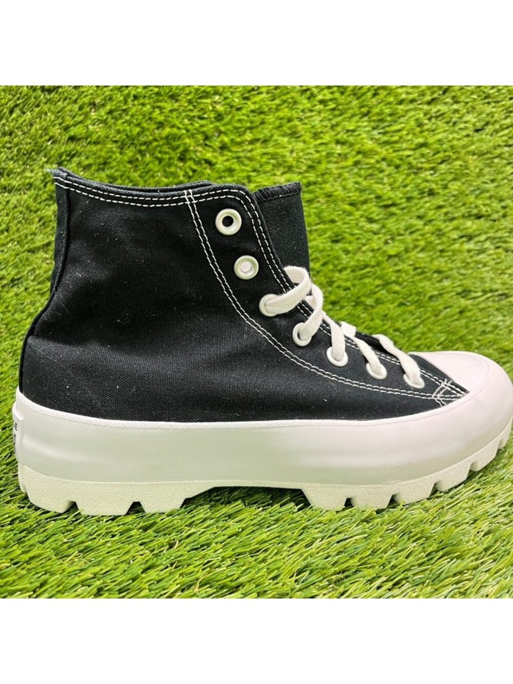 Converse Chuck Taylor All Star High Womens Size 8 Black Athletic Shoes Sneakers